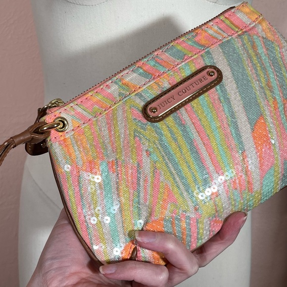 Juicy Couture Handbags - Juicy Couture Vintage Retro 90 Y2K Pastel Peach sequins Mini Bag Wristlet Clutch